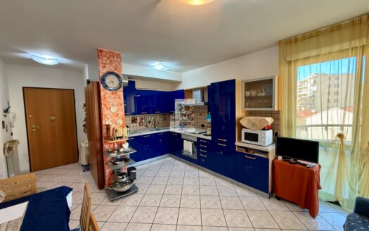 Arma di Taggia – Trilocale con Terrazzo Vivibile alle Torri di Colombo